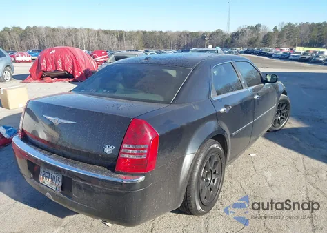 2007 Chrysler 300C z USA, uszkodzony, nr VIN 2C3KA63H57H833359